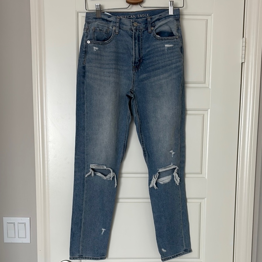 American Eagle Outfitters Women's Blue Distressed Jeans